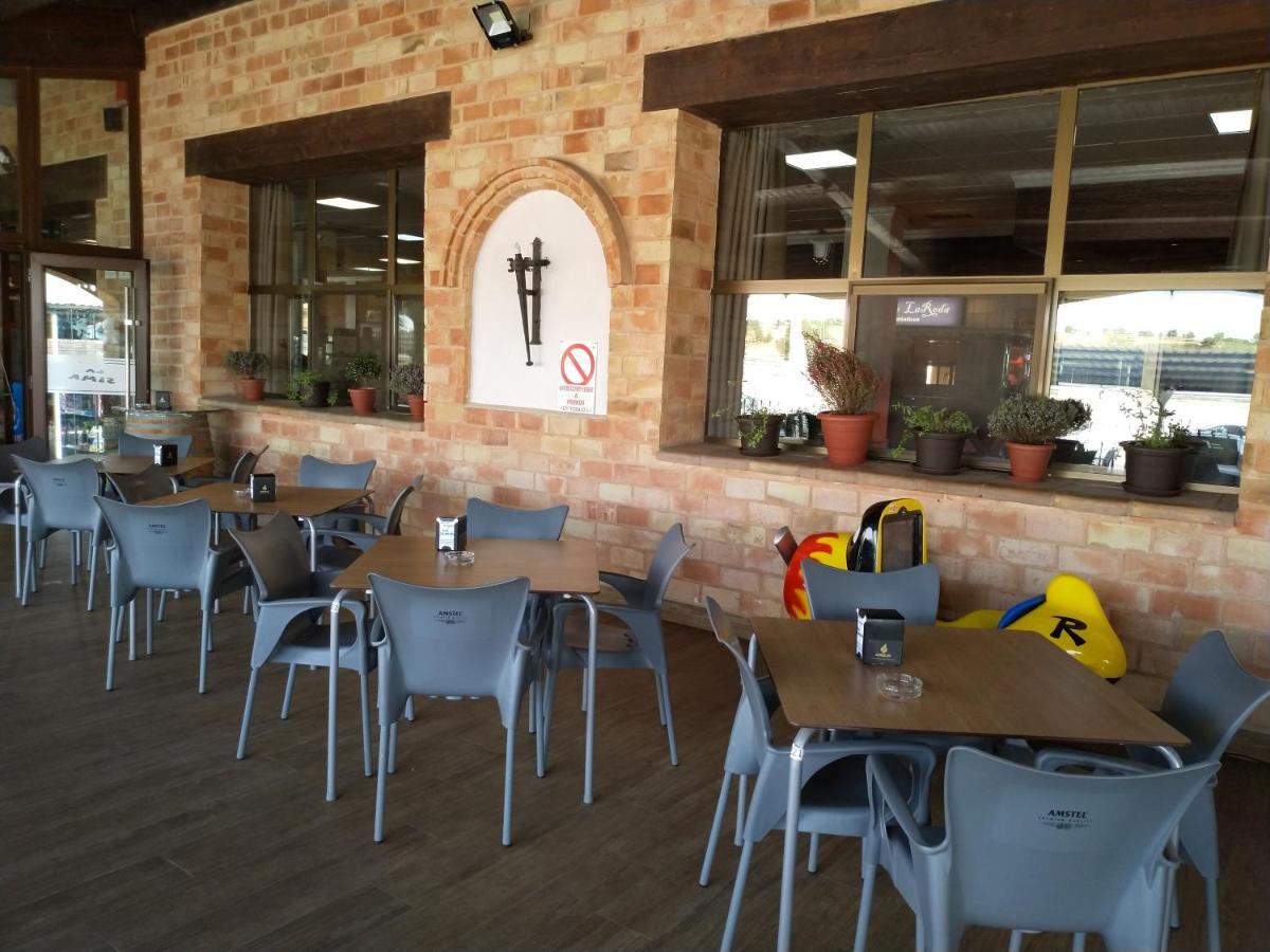 Hotel-Restaurante La Sima Castillo de Garcimunoz Ngoại thất bức ảnh