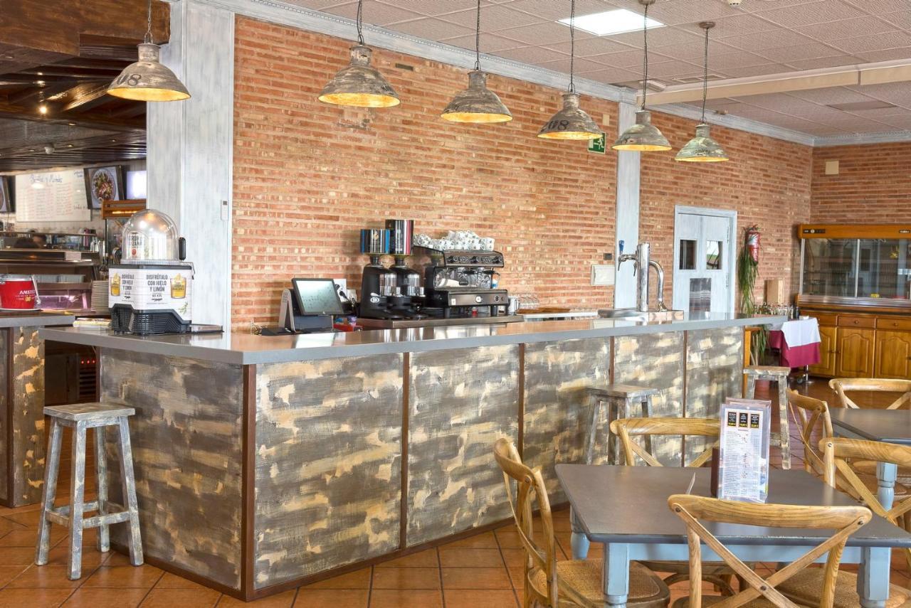 Hotel-Restaurante La Sima Castillo de Garcimunoz Ngoại thất bức ảnh